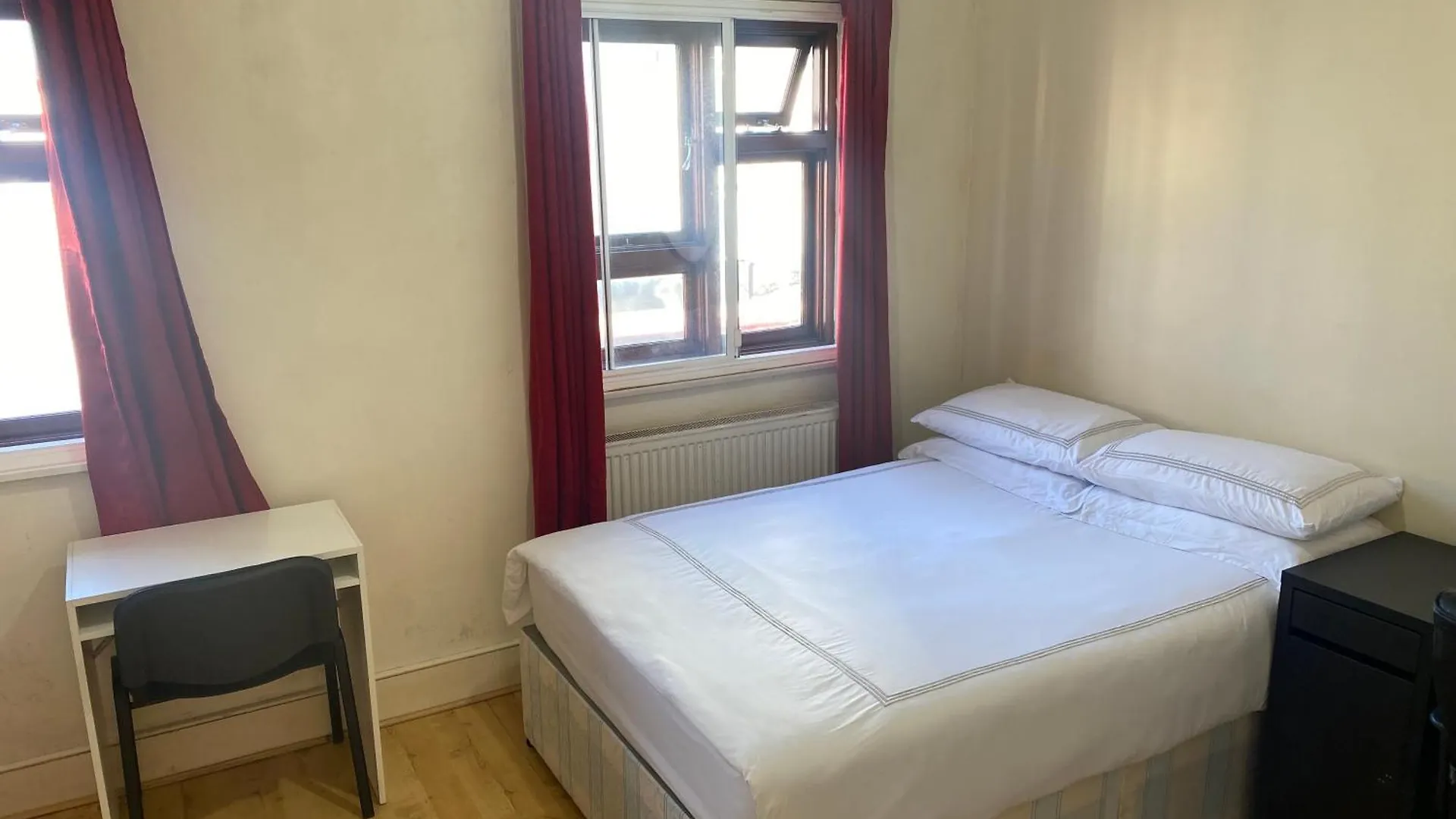Homestay Cozy Private Room Near Cambridge Heath Station London